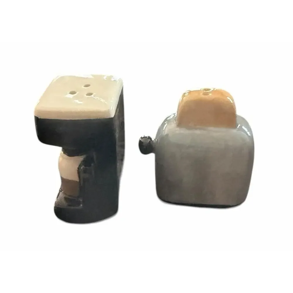 Cracker Barrel Salt & Pepper Shakers Mini Coffee Maker & Toaster Set 3525-63